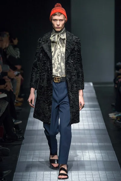 Look 20